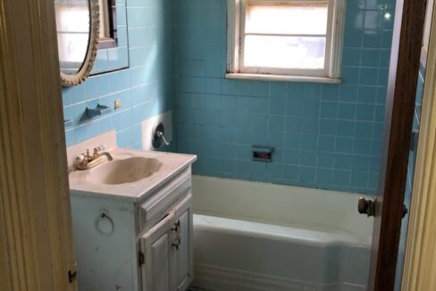 Bathroom (2)