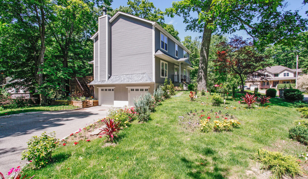 9 Wenonah Ct Hewitt, NJ (Exterior)