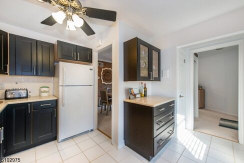 181 Long Hill Rd 11-16 10