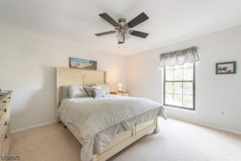 181 Long Hill Rd 11-16 12