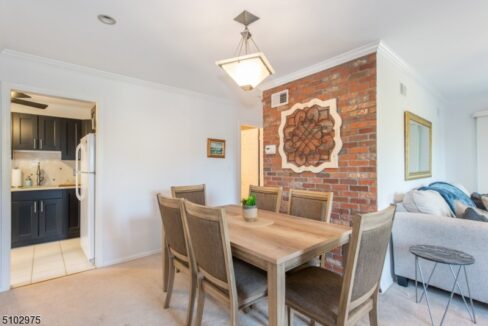 181 Long Hill Rd 11-16 5