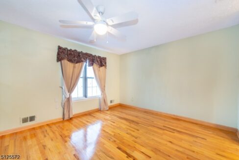 181 Long Hill Rd R9 11