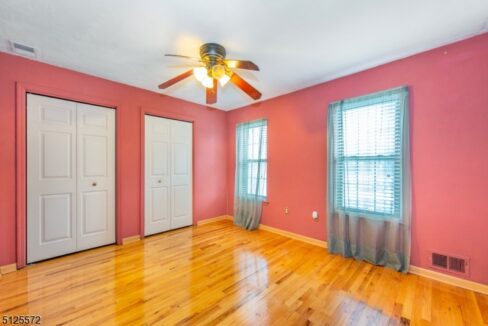 181 Long Hill Rd R9 16