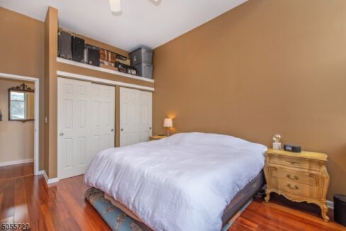 262 Main St 11