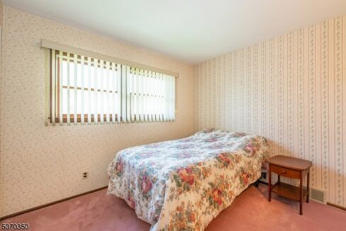 28 Doremus Pl 11