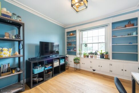 294 Paterson Ave 10