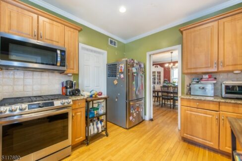294 Paterson Ave 13