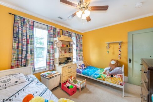 294 Paterson Ave 18