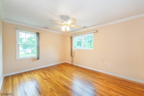 3 Meadow Dr 11