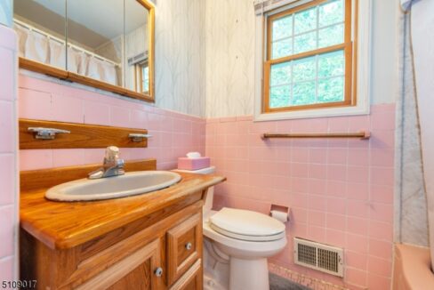 3 Meadow Dr 14