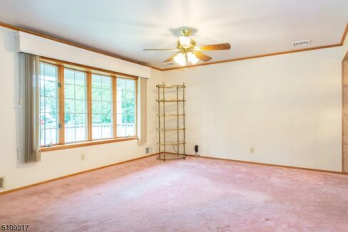 3 Meadow Dr 2