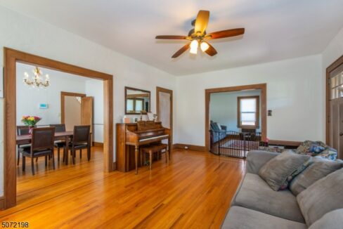 31 Sindle Ave 4