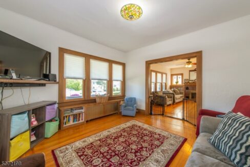 31 Sindle Ave 6
