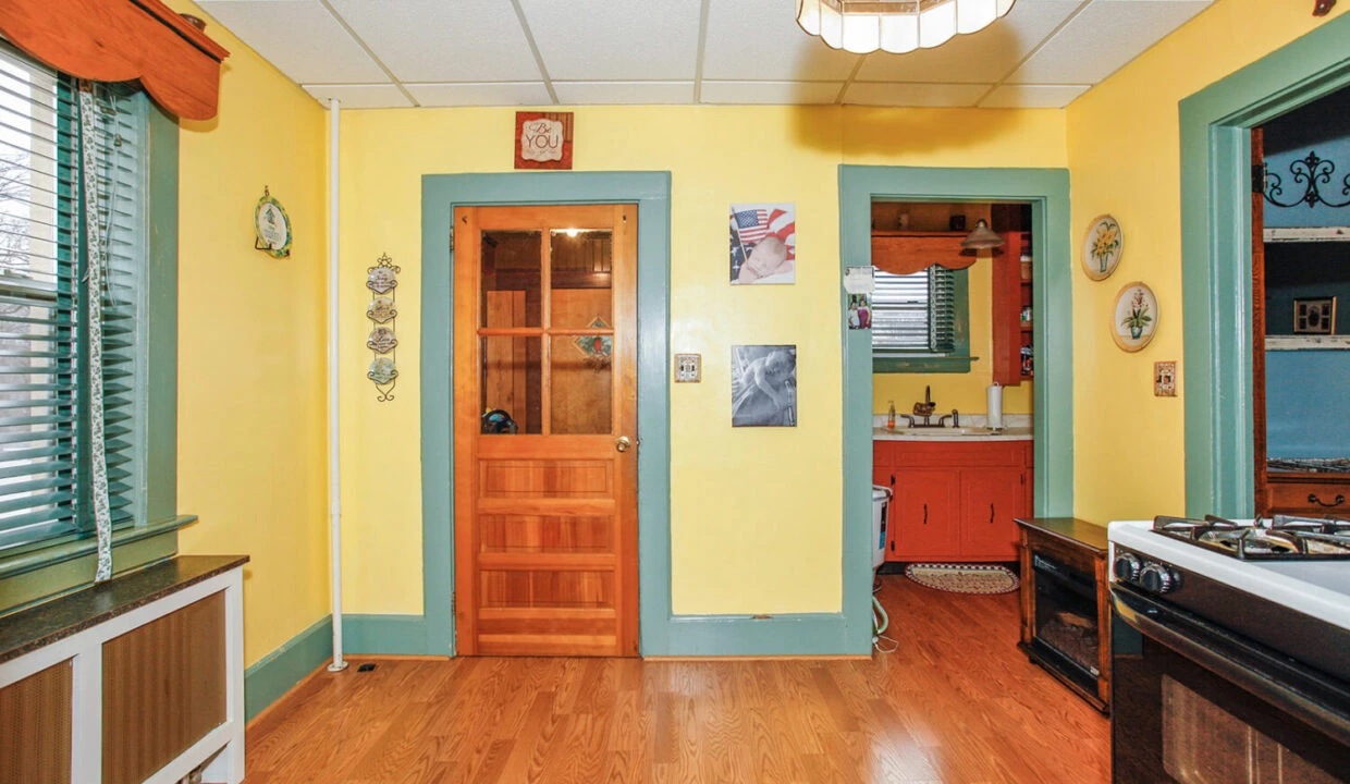 209 Stevens Ave Cedar Grove, NJ