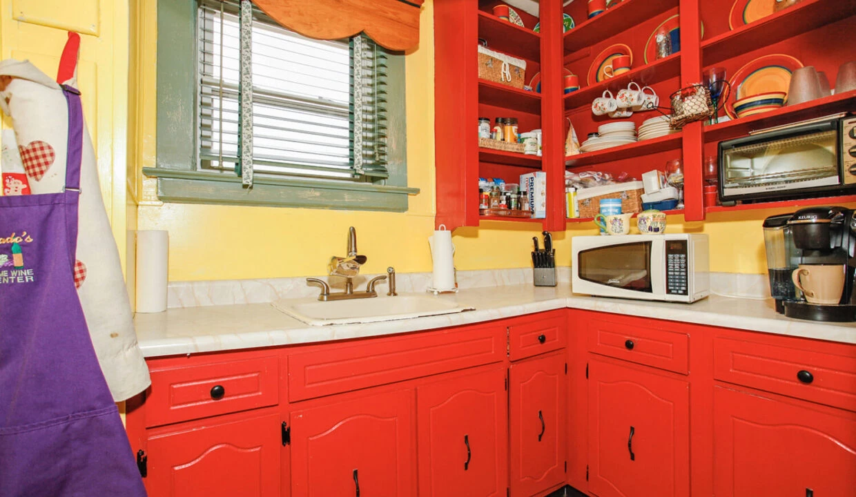 209 Stevens Ave Cedar Grove, NJ