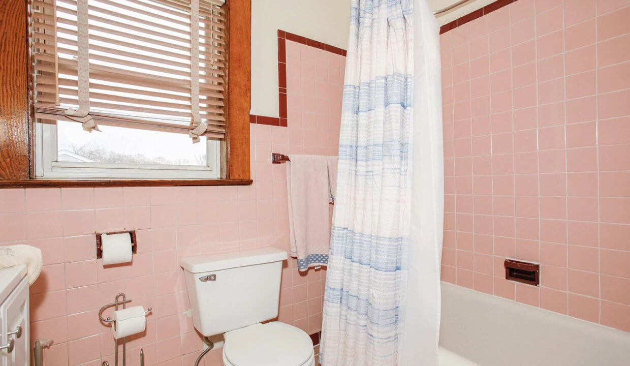 209 Stevens Ave Cedar Grove, NJ