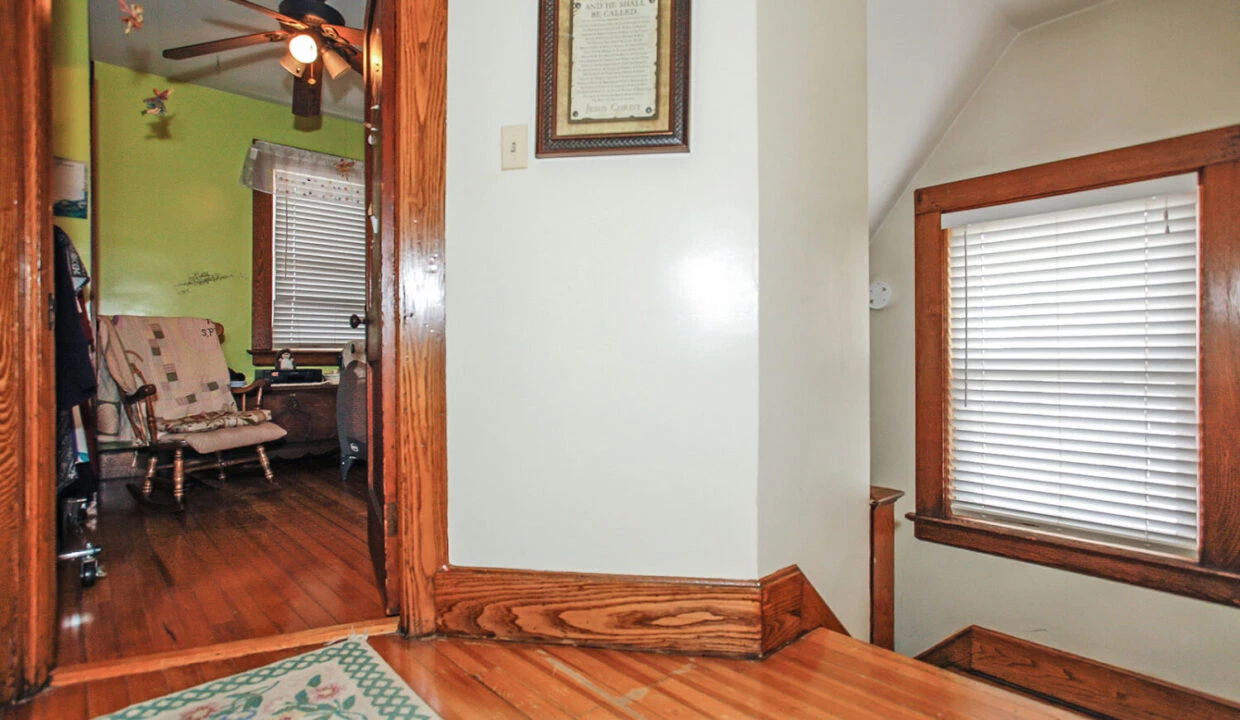 209 Stevens Ave Cedar Grove, NJ