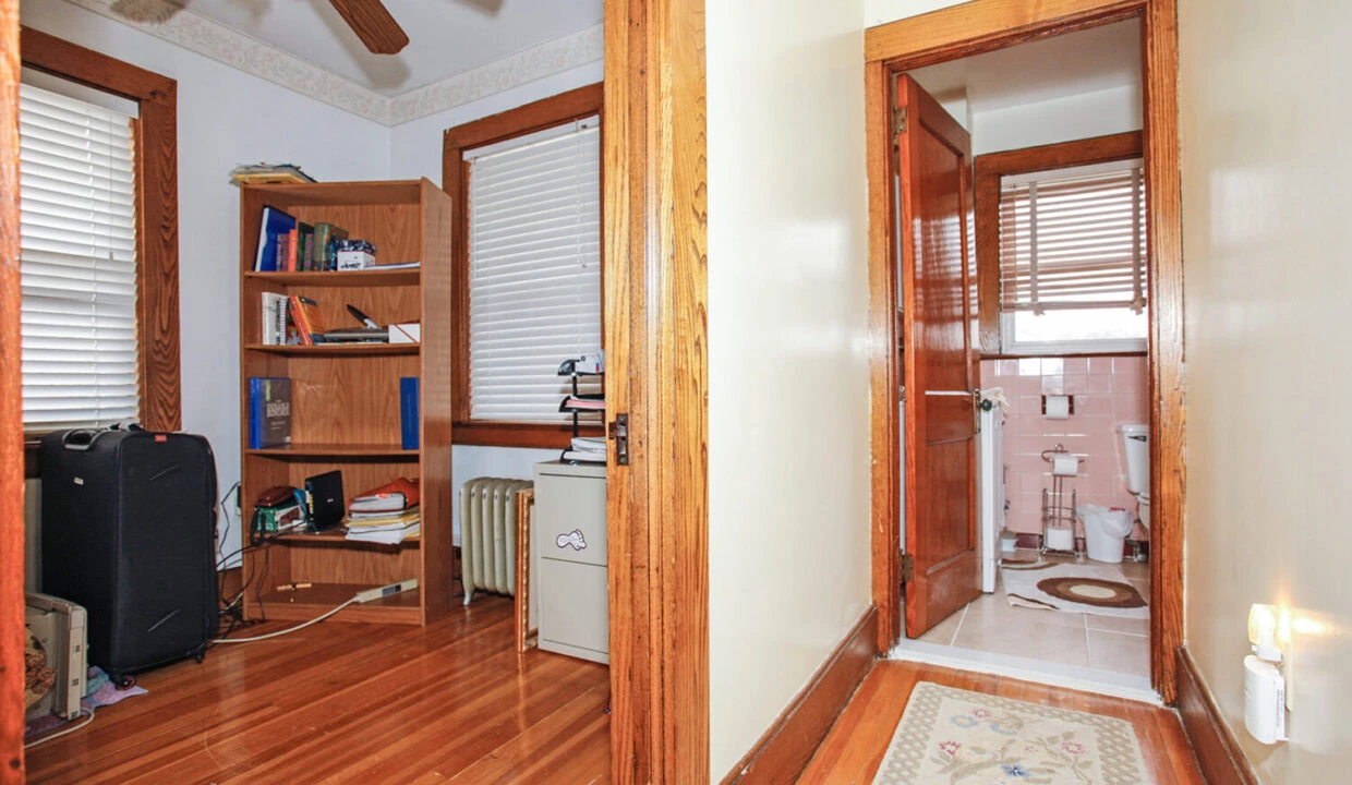 209 Stevens Ave Cedar Grove, NJ