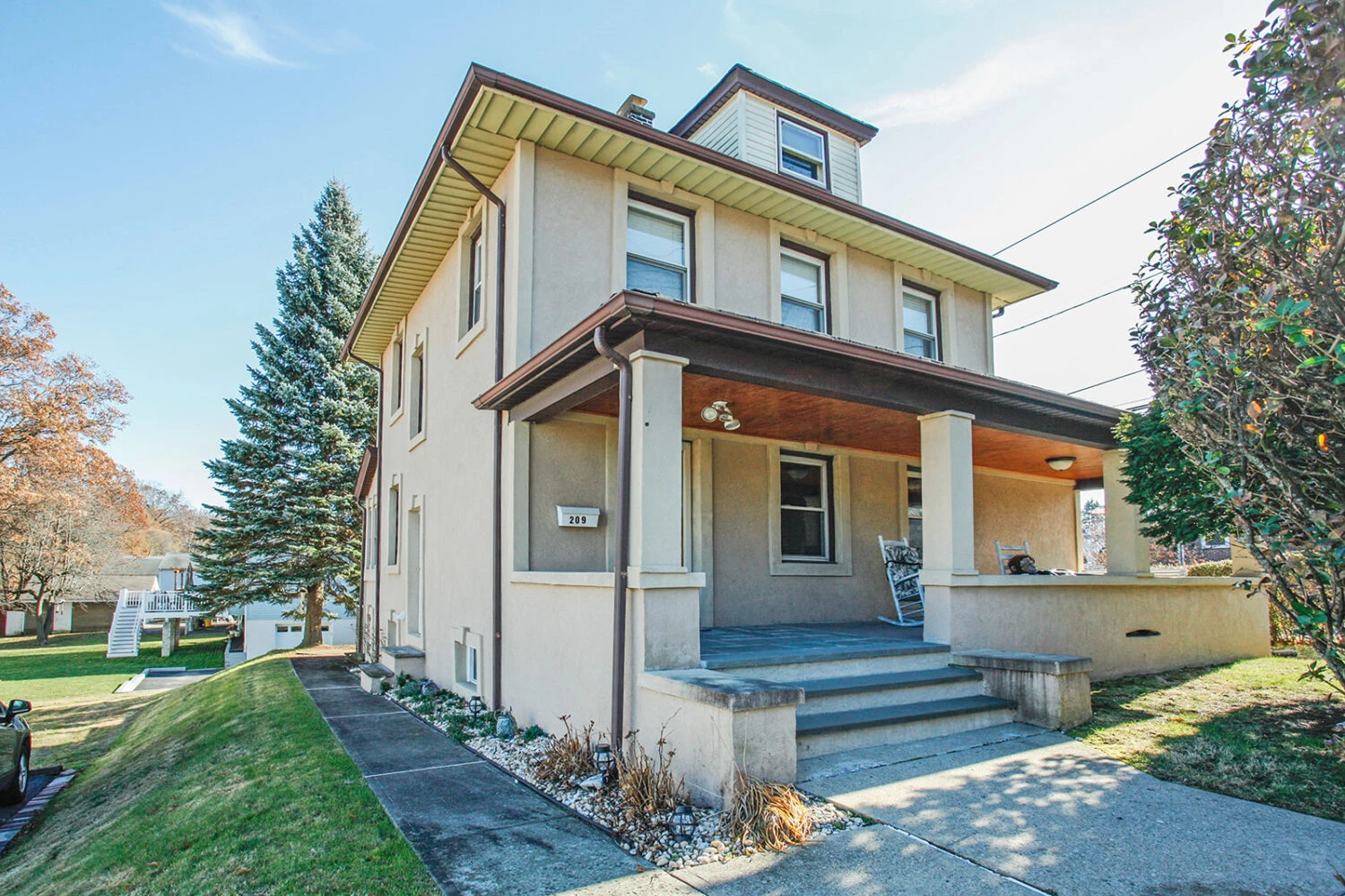 209 Stevens Ave Cedar Grove