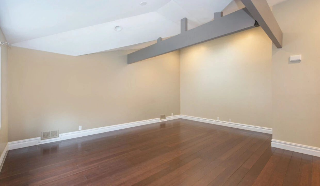 6DB8ADAD-C730-404D-BFC1-5294E6B1113C