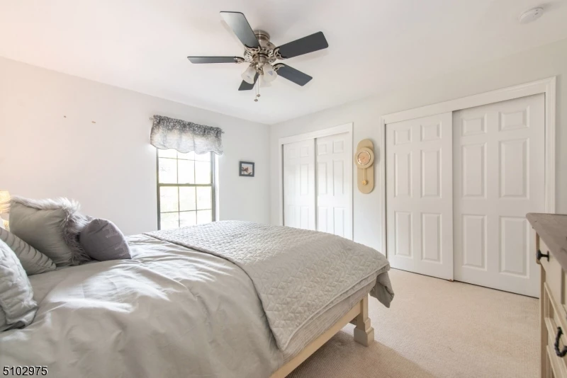 181 Long Hill Rd 11-16 13