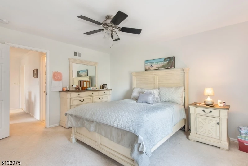 181 Long Hill Rd 11-16 14