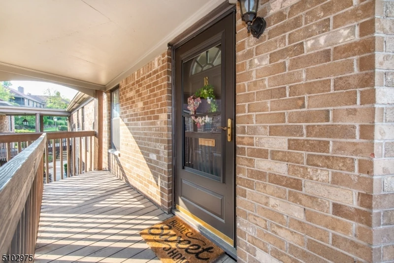 181 Long Hill Rd 11-16 17