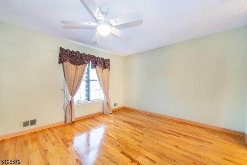 181 Long Hill Rd R9 11