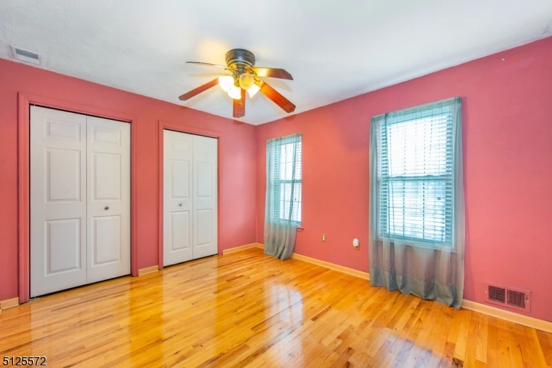 181 Long Hill Rd R9 16