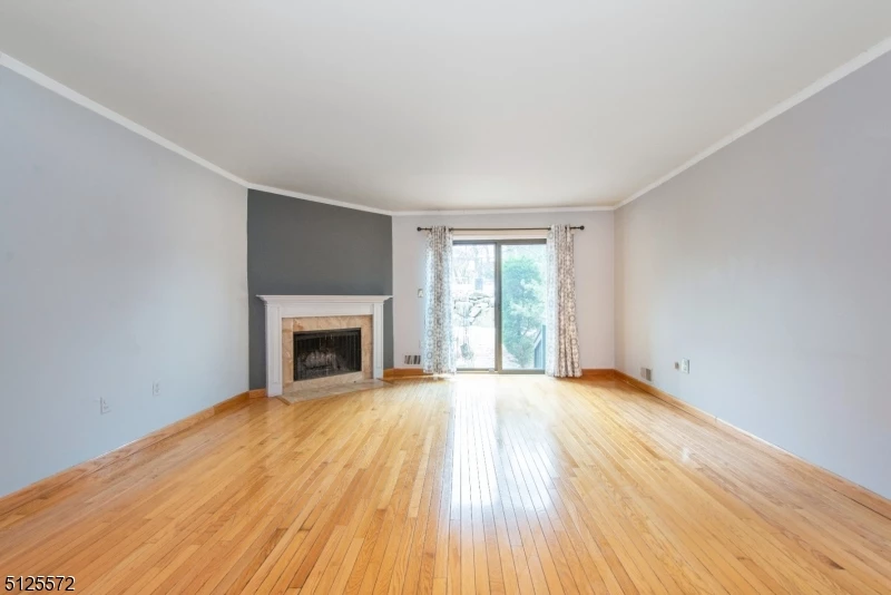 181 Long Hill Rd R9 6