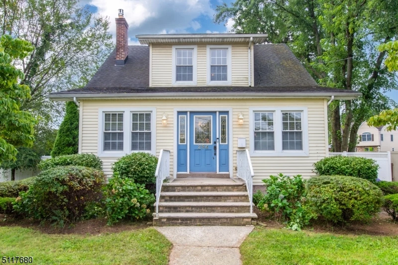 294 Paterson Ave, Little Falls, NJ 07424